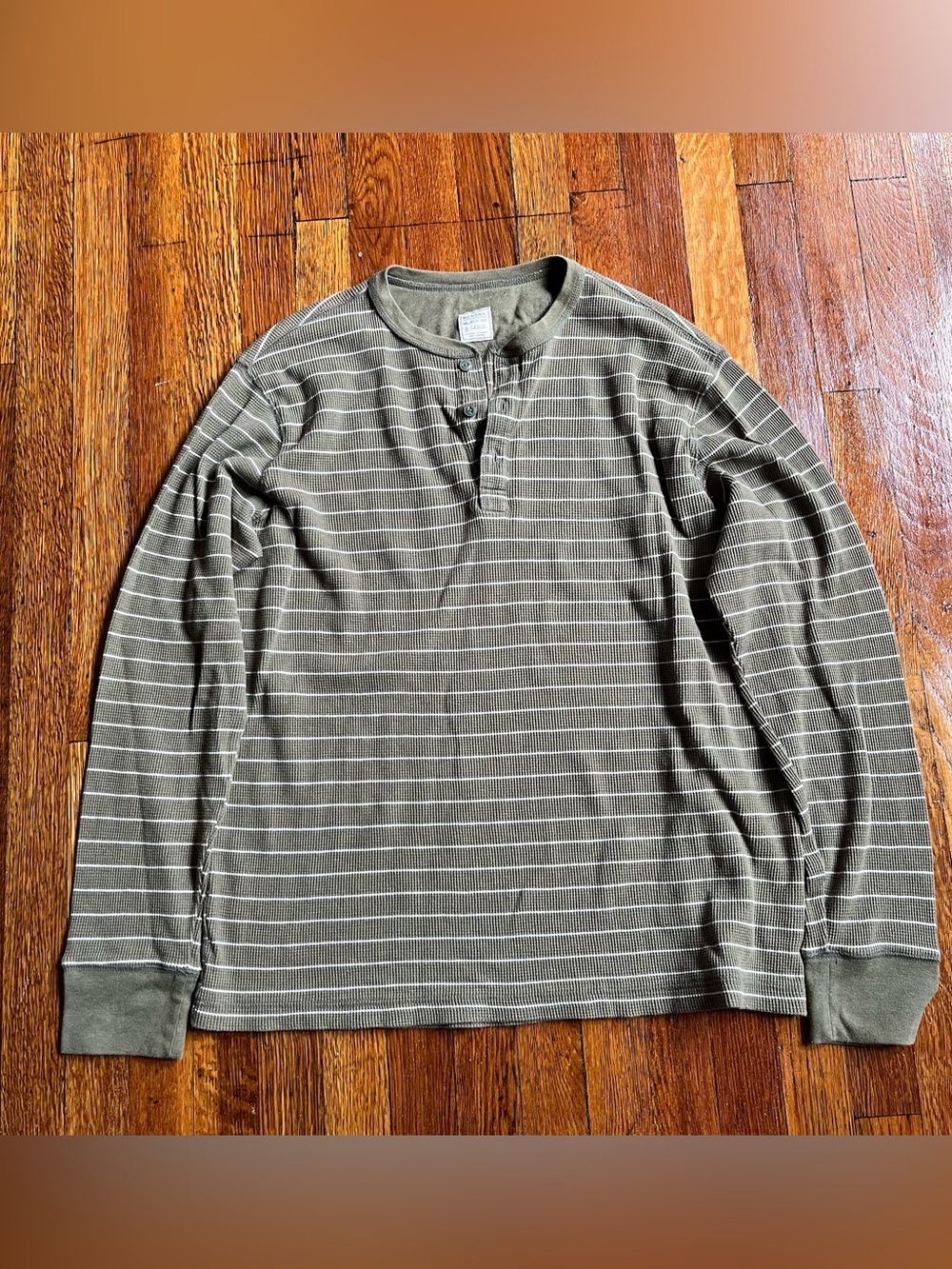 2000s skater white and green striped thermal long sleeve